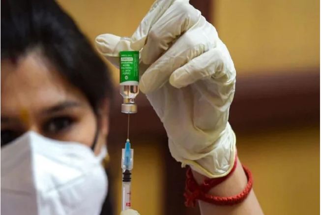 बाहुबली: जल्द ही एक व्यक्ति ले सकेगा दो अलग-अलग कोरोना वैक्सीन, केंद्र ने दी परीक्षण को मंजूरी
