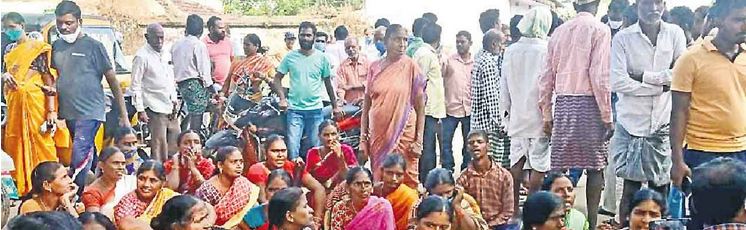 हुजूराबाद उपचुनाव: ‘वोट के बदले नोट’ के लिए आंदोलन पर उतरे वोटर, नेता कर रहे हैं बंटवारें की तैयारी