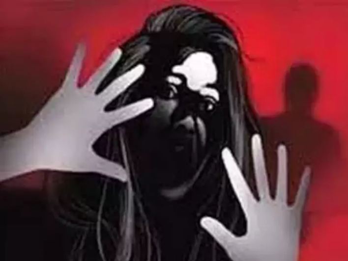 तेलंगाना में एक और प्रेमी ने कर दी प्रेमिका की चाकू से गला काटकर निर्मम हत्या, कड़ी सजा की मांग