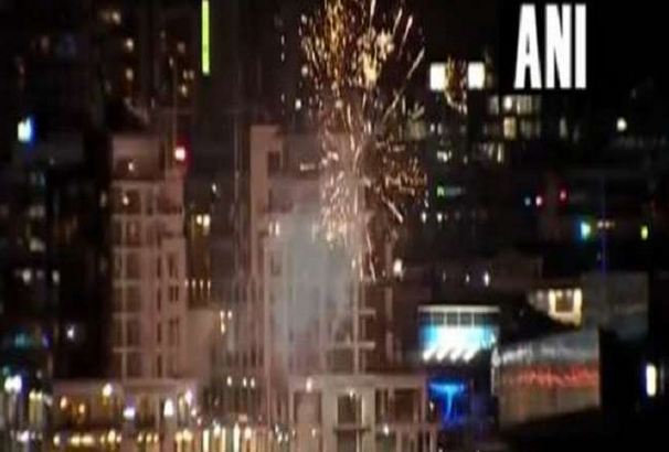न्यूजीलैंड के आकलैंड शहर में नये साल का जश्न, आतिशबाजी के साथ 2022 का जोरदार स्वागत (video)