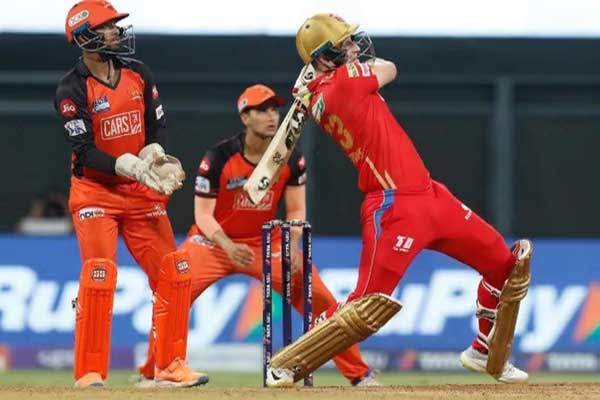 आईपीएल 2022 : पंजाब ने हैदराबाद को 5 विकेट से हराया, भुवनेश्वर कुमार नहीं कर पाये कुछ कमाल (वीडियो)