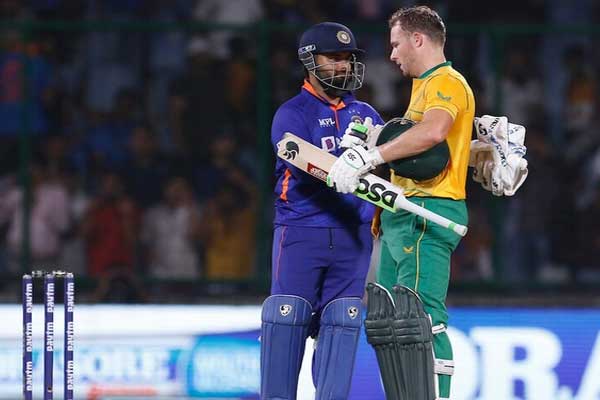 Cricket News: साउथ अफ्रीका की शानदार चेजिंग, टीम इंडिया को 7 विकेट से हराया