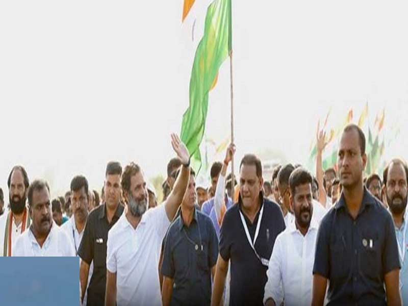 Bharat Jodo Yatra: तेलंगाना में राहुल गांधी की पदयात्रा तीसरे दिन जारी, लोगों के स्वागत से भावुक नेता