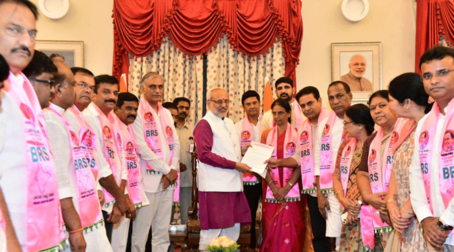 BRS Legislators Meet Governor Radhakrishnan To Address Issues Of Party Defections And Unfulfilled Promises By Congress