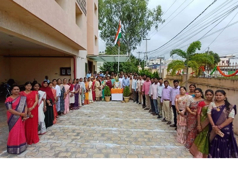 केंद्रीय हिंदी संस्थान ने हर्षोल्लास से मनाया 79वाँ स्वतंत्रता दिवस, निदेशक ने दिया यह संदेश