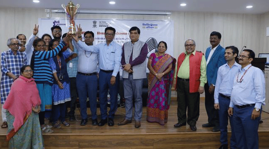 विश्व हिंदी दिवस 2026 का भव्य आयोजन, इन हास्य-व्यंग्य कवियों ने किया श्रोताओं को मंत्रमुग्ध