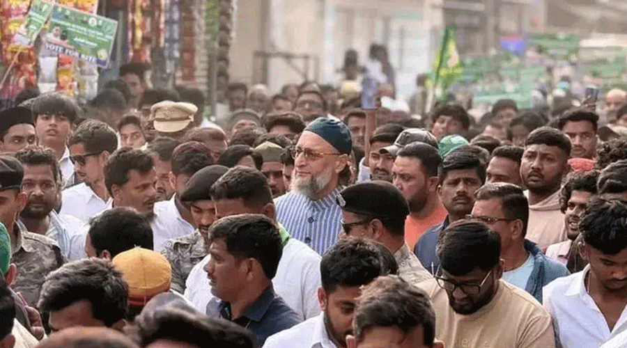 म्युनिसिपल चुनाव प्रचार अभियान में ऑल इंडिया मजलिस-ए-इत्तेहादुल मुस्लिमीन सबसे आगे