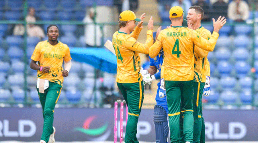 T20 World Cup 2026 : दक्षिण अफ्रीका ग्रुप चरण में जीते सभी चार मैच, 22 होगी भारत से भिड़ंत దక్షిణాఫ్రికా ఘనవిజయం