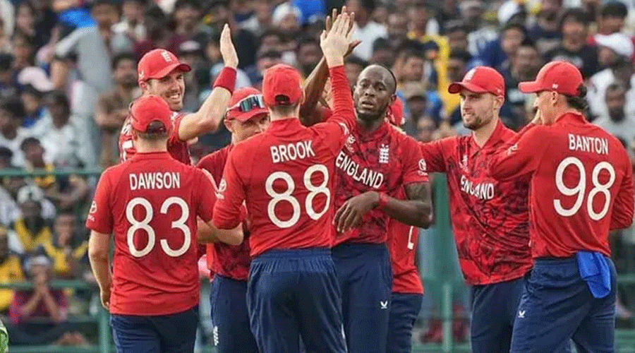 T20 World Cup 2026 Super 8 : रोमांचक मुकाबले में इंग्लैंड ने दो विकेट से जीता, पहुंची सेमीफाइनल में ఉత్కంఠ మ్యాచ్‌లో పాకిస్తాన్‌పై ఘన విజయం