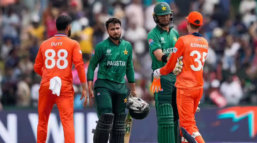 T20 World Cup 2026 : पाकिस्तान ने नीदरलैंडस के मुंह से छीन लिया पहला मैच, दंग रह गये खेल प्रशंसक