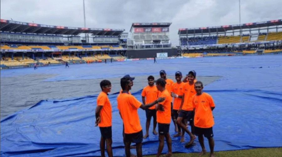 T20 World Cup 2026 : भारत बनाम पाकिस्तान मुकाबले से पहले बारिश के काले बादल వర్షం విలన్