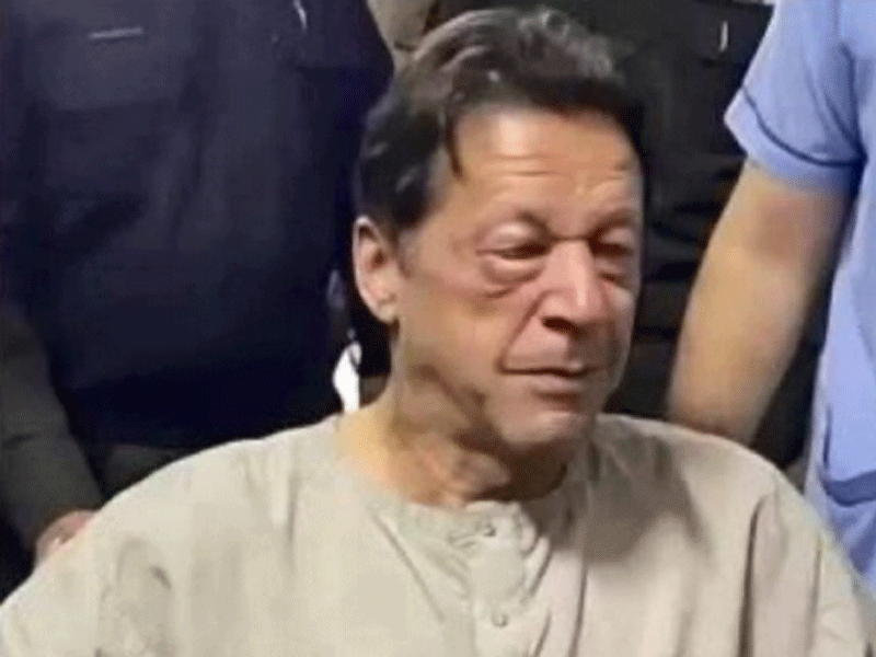 जेल में आंख की बीमारी से पीड़ित इमरान खान को मिला विश्व के 14 कप्तानों का साथ, पाकिस्तान सरकार से की यह अपील