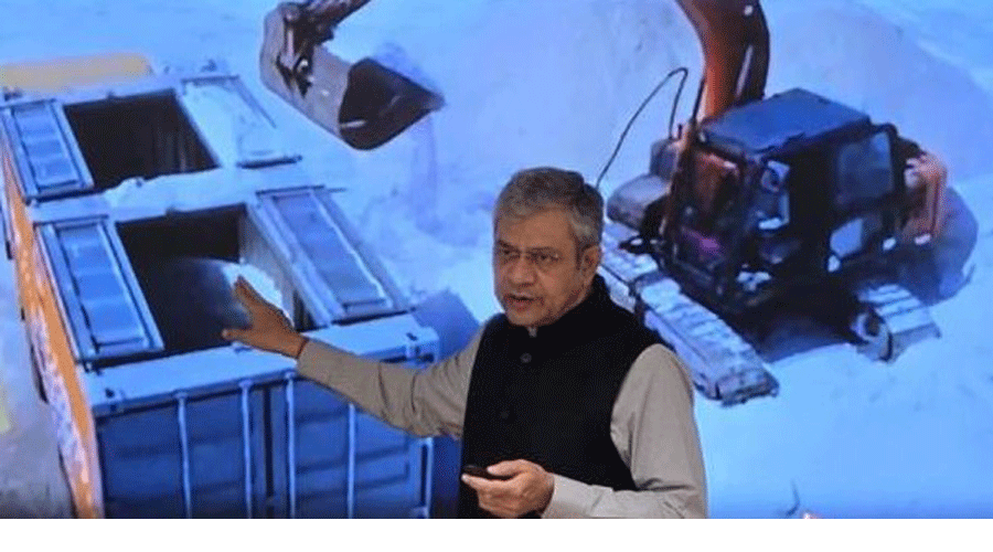 Indian Railways Announces Five New Reforms Under ‘Reform Express’; Cargo, Construction, and Passenger Convenience in Focus