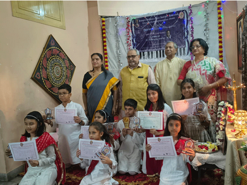 संगीत साधना म्यूजिक इंस्टीट्यूट का दीक्षांत समारोह, विद्यार्थियों ने दी शास्त्रीय रागों की मनमोहक प्रस्तुतियाँ