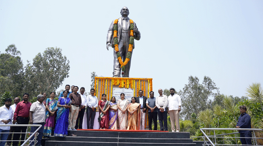 Dr B R Ambedkar Jayanti విశ్వవిద్యాలయాలలో ఏఐ ఆధారిత హైబ్రిడ్ విద్య అవసరం : డా. యోగితా రాణా