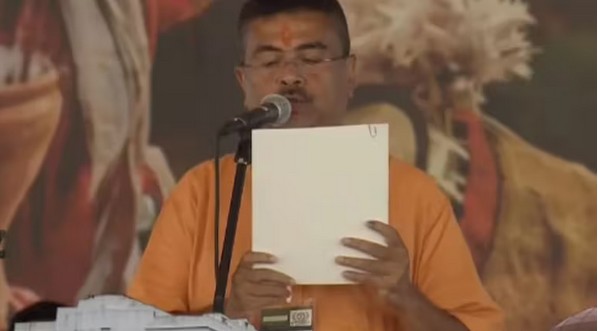 सुवेंदु अधिकारी ने पश्चिम बंगाल के पहले बीजेपी मुख्यमंत्री के रूप में ली शपथ, पढ़ें और क्या – क्या हुआ
