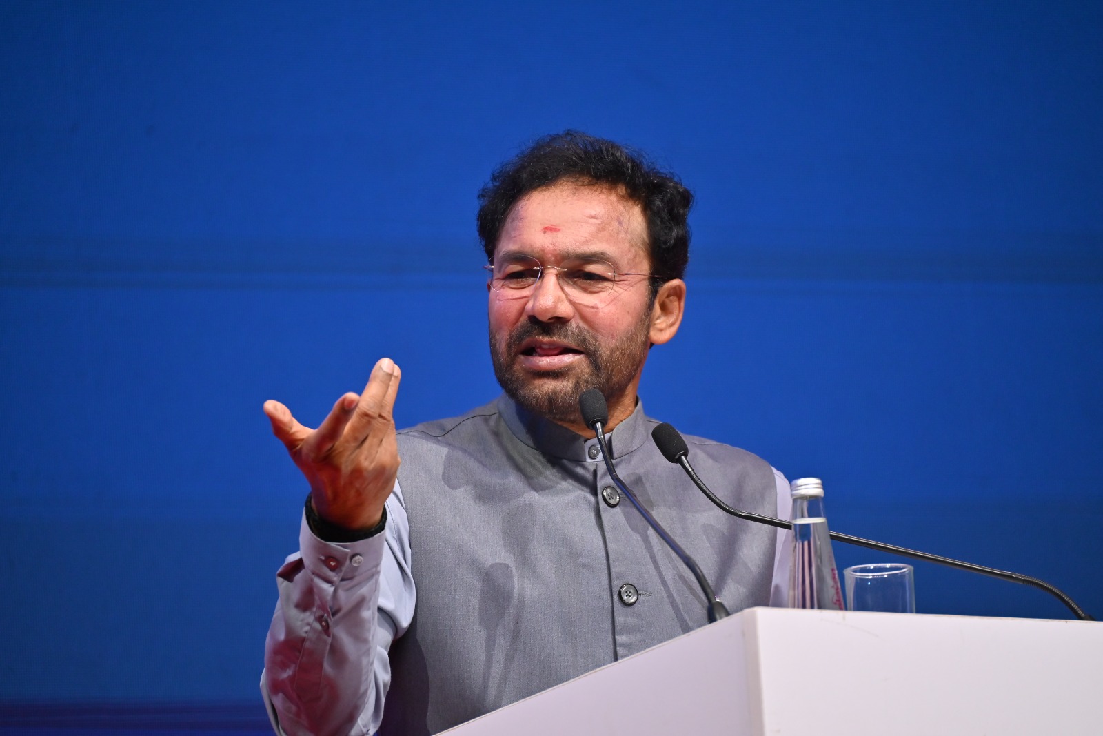 “ముఖ్యమంత్రి రేవంత్ రెడ్డి గత కొన్నిరోజులుగా మెట్రోప్రాజెక్టు విషయంలో నా మీద తప్పుడు ఆరోపణలు చేస్తున్నారు”