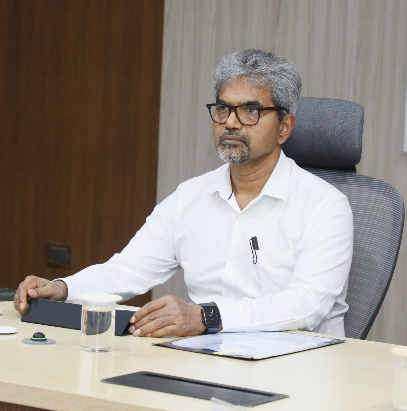 దక్షిణ మధ్య రైల్వే జనరల్ మేనేజర్ సంజయ్ కుమార్ శ్రీవాస్తవ ఆధ్వర్యంలో భద్రతా సమీక్షా సమావేశం