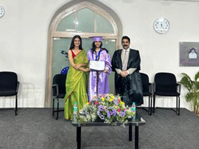 द हैदराबाद पब्लिक स्कूल का दीक्षांत समारोह भव्य रूप से आयोजित, यह अभिनेत्री रही  मुख्य अतिथि