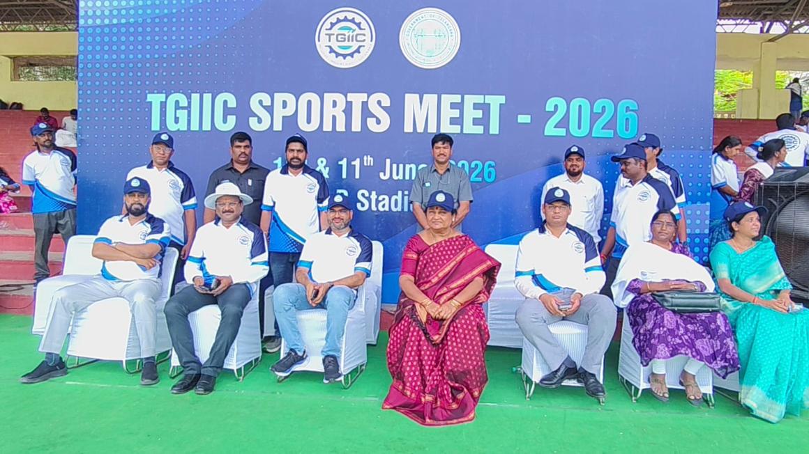 ఎల్‌బీ స్టేడియంలో ఘనంగా టీజీఐఐసీ ఉద్యోగుల స్పోర్ట్స్ మీట్, ప్రారంభించిన టీజిఐఐసి చైర్ పర్సన్ నిర్మలా జగ్గారెడ్డి