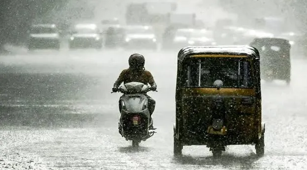हैदराबाद में नॉन-स्टॉप बारिश, विनायक चतुर्थी की पहली पूजा में थोड़ी बाधा